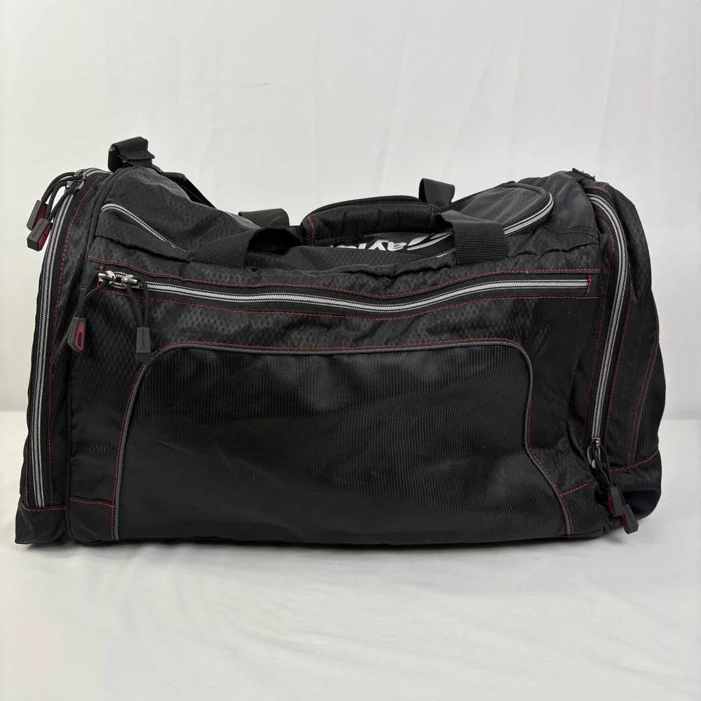 TaylorMade Black Golf Duffel Bag Red Stitching Travel Gym Sports Carryall